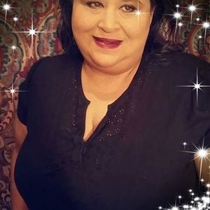 Meet your Posher, Olivia lynette